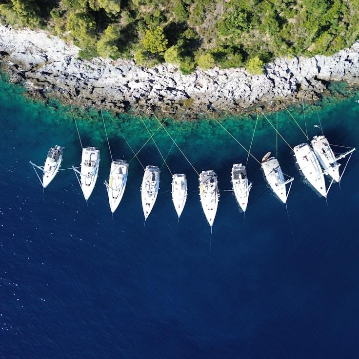 Yacht living snapshot